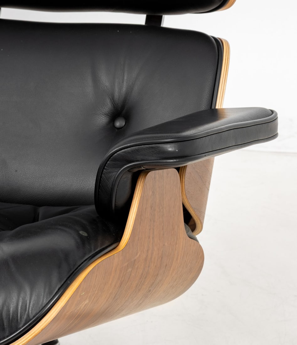 Eames Herman Miller Lounge Chair and Ottoman - 7