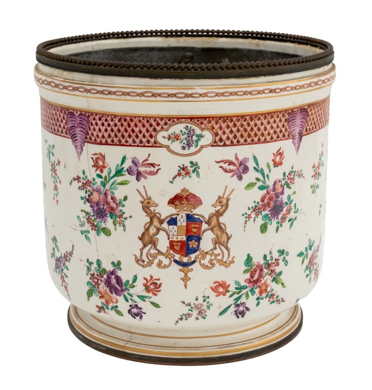 Chinese Export Armorial Porcelain Jardiniere (1 of 8)