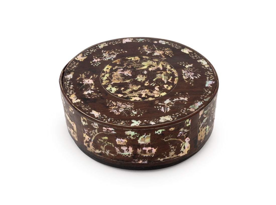 Chinese Mother-of-Pearl Inlaid Rosewood Cake Box (1 of 12)