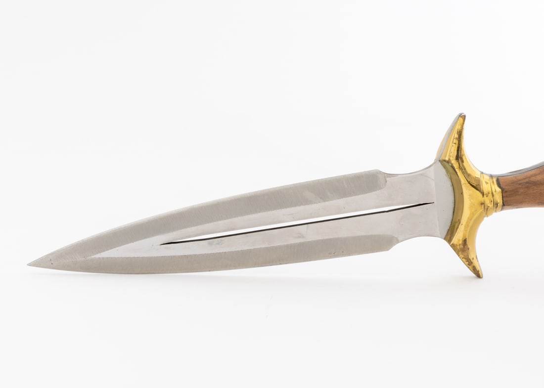 Oak Handled Double-Edged Dagger - 5
