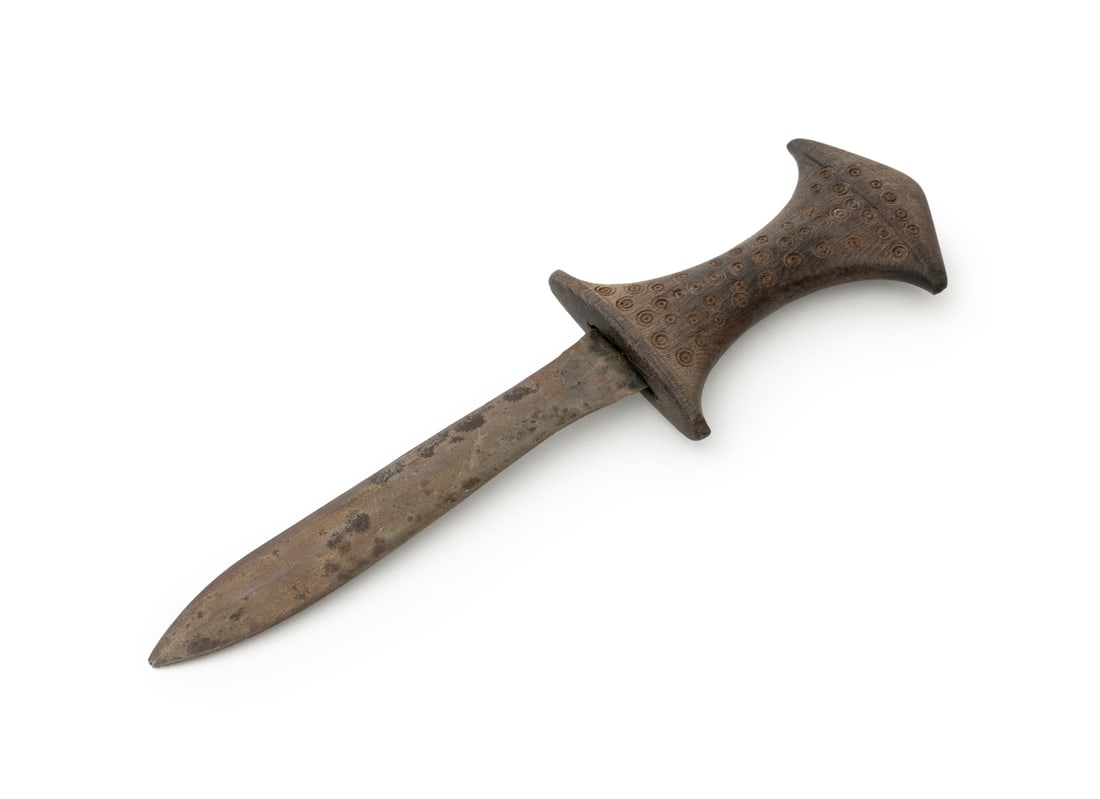 African Carved Wood Handle Dagger (1 of 7)