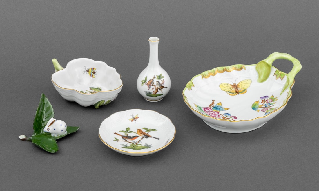 Herend Porcelain Tableware, 5 Pcs.: Group of Five Herend Porcelain Tableware Pieces, comprising: three in the Rothschild Bird pattern, leaf form bowl, ring dish with scalloped rim, and miniature vase, a Queen Victoria pattern leaf form