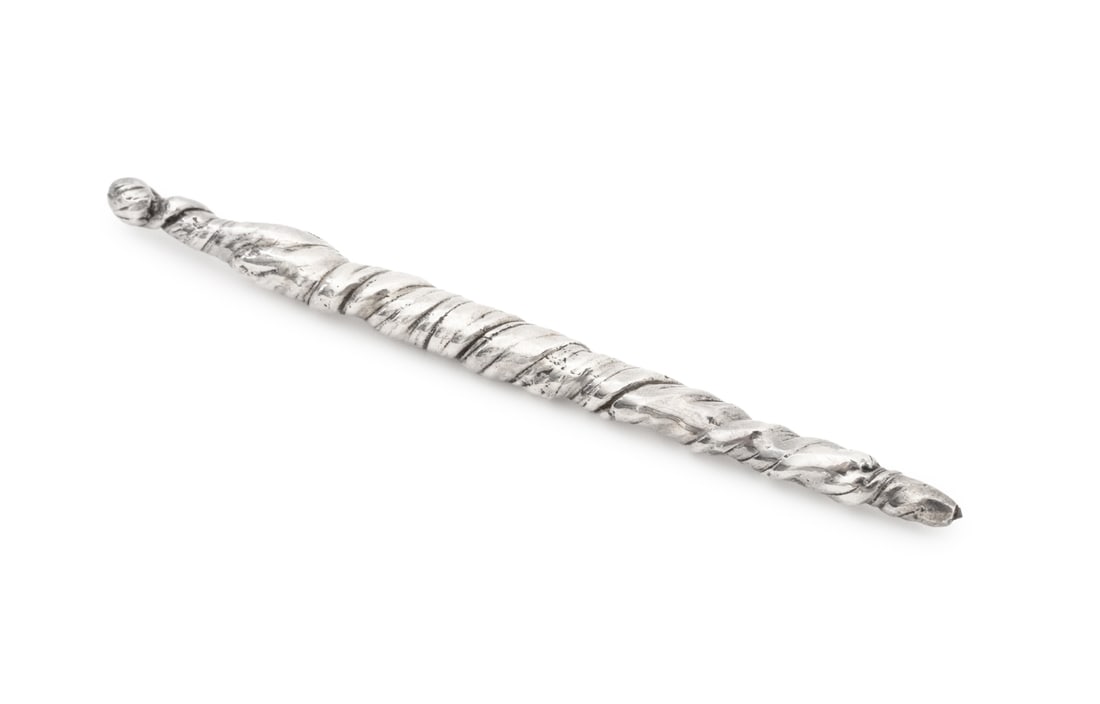 Michele Oka Doner for Steuben Sterling Silver Yad: Michele Oka Doner (American, b. 1945) for Steuben Sterling Silver Yad, signed and marked near handle. Weight: 1.04 ozt.; 4.5" L x 0.5" W. Provenance: From a New York City Collection. Keywords: Judaica