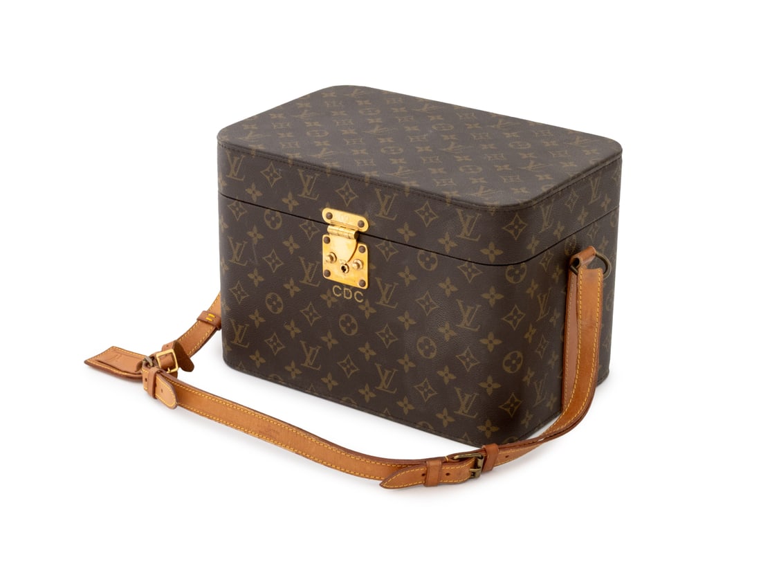 Louis Vuitton Monogram Canvas Vanity Travel Case (1 of 10)