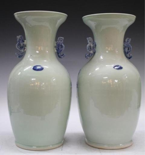 Chinese Pair of Large Handled Porcelain Vases - 3
