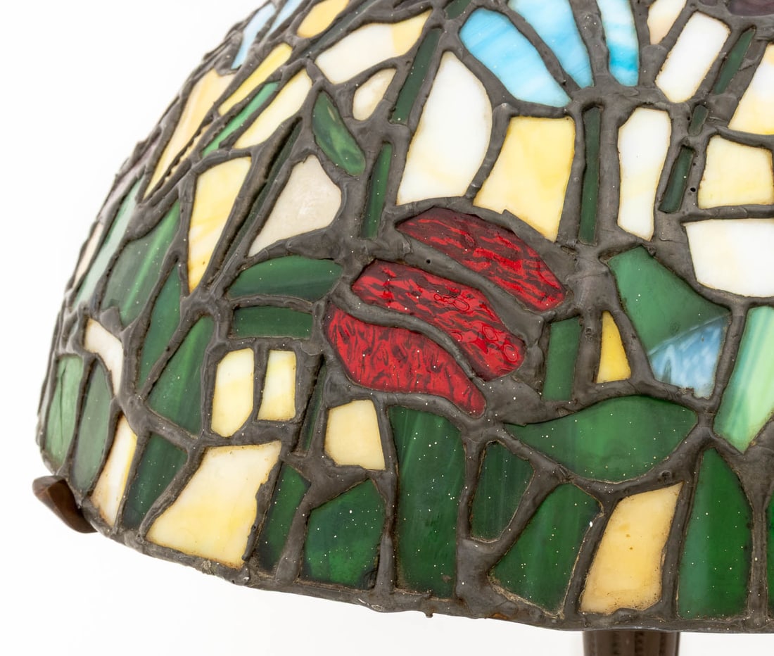 Tiffany Studios Style Stained Glass Table Lamp - 3