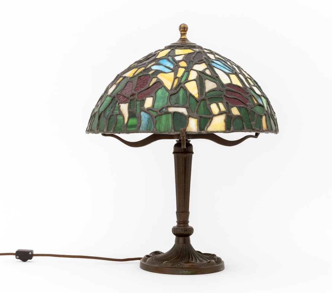 Tiffany Studios Style Stained Glass Table Lamp - 7