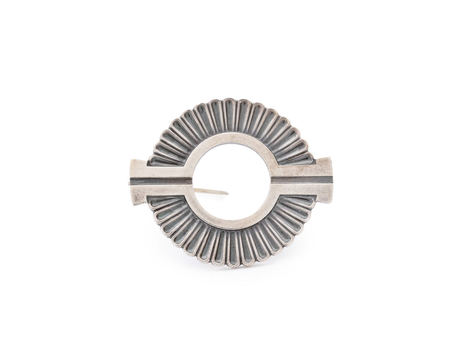 Georg Jensen Model 310 Sterling Silver Brooch (1 of 8)