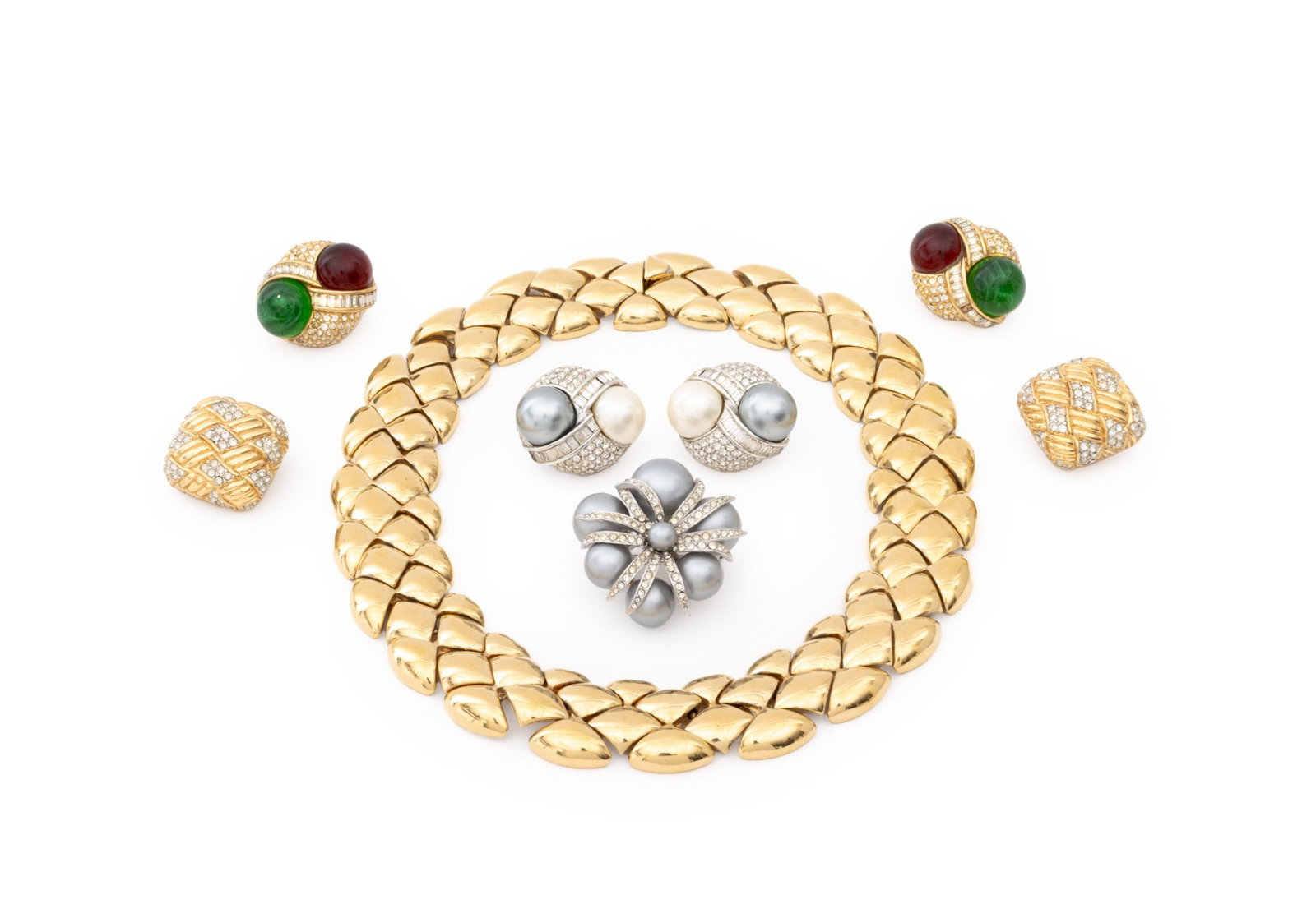 Ciner and Kramer Costume Jewelry, 5 Pcs.: Collection of Five Ciner and Cramer Costume Jewelry Pieces, comprising: a Ciner gold-tone metal collar necklace, three pairs of gem-set clip-on earrings, and a Kramer faux-pearl silver-tone metal