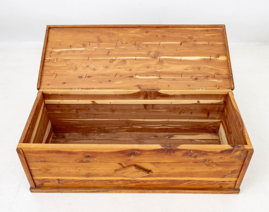 Cedar Blanket Chest - 4