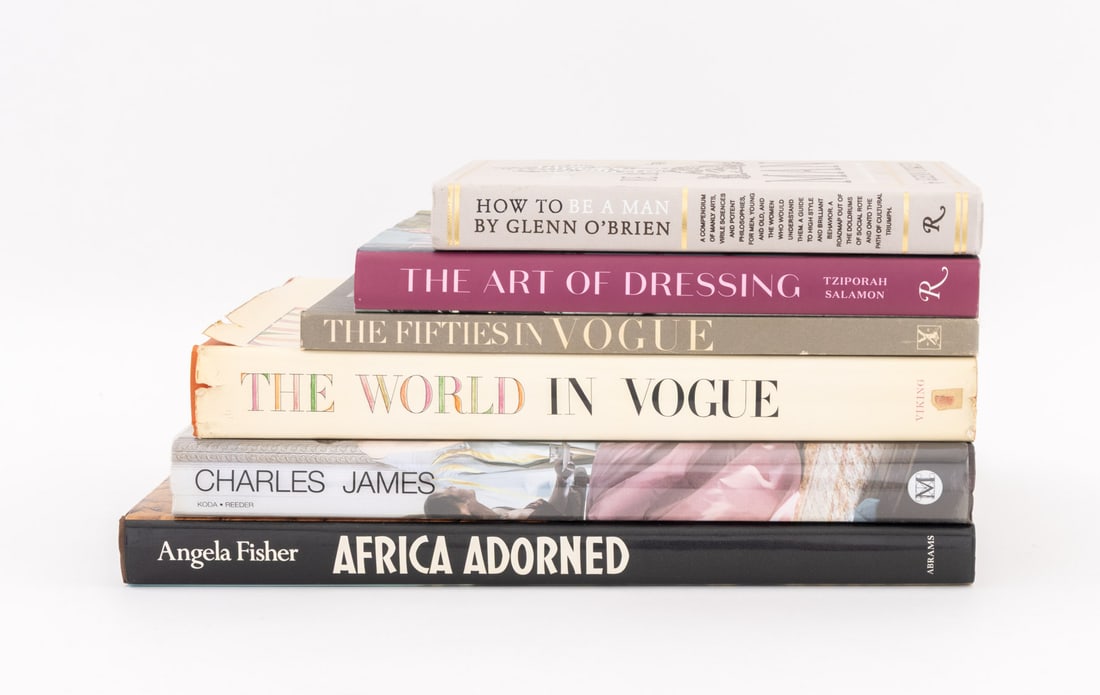 Books on Fashion, 6 - 2