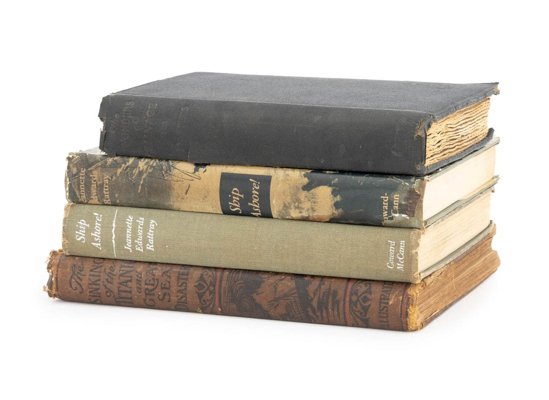 Books on Maritime Disasters, 4: Collection of Four Books on Maritime Disasters, comprising: "The Sinking of the Titanic and Great Sea Disasters", ed.: Marshall, Logan, "The Wonders of Salvages", Masters, David, two copies of "Ship