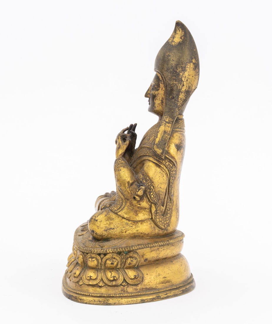 Tibetan Tsongkhapa Gilt Bronze Sculpture - 6