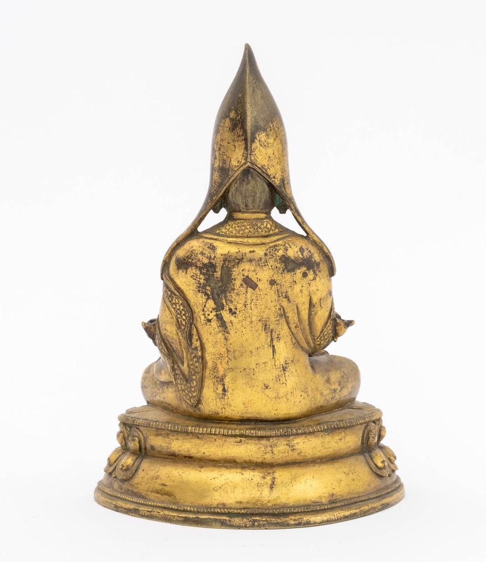 Tibetan Tsongkhapa Gilt Bronze Sculpture - 7