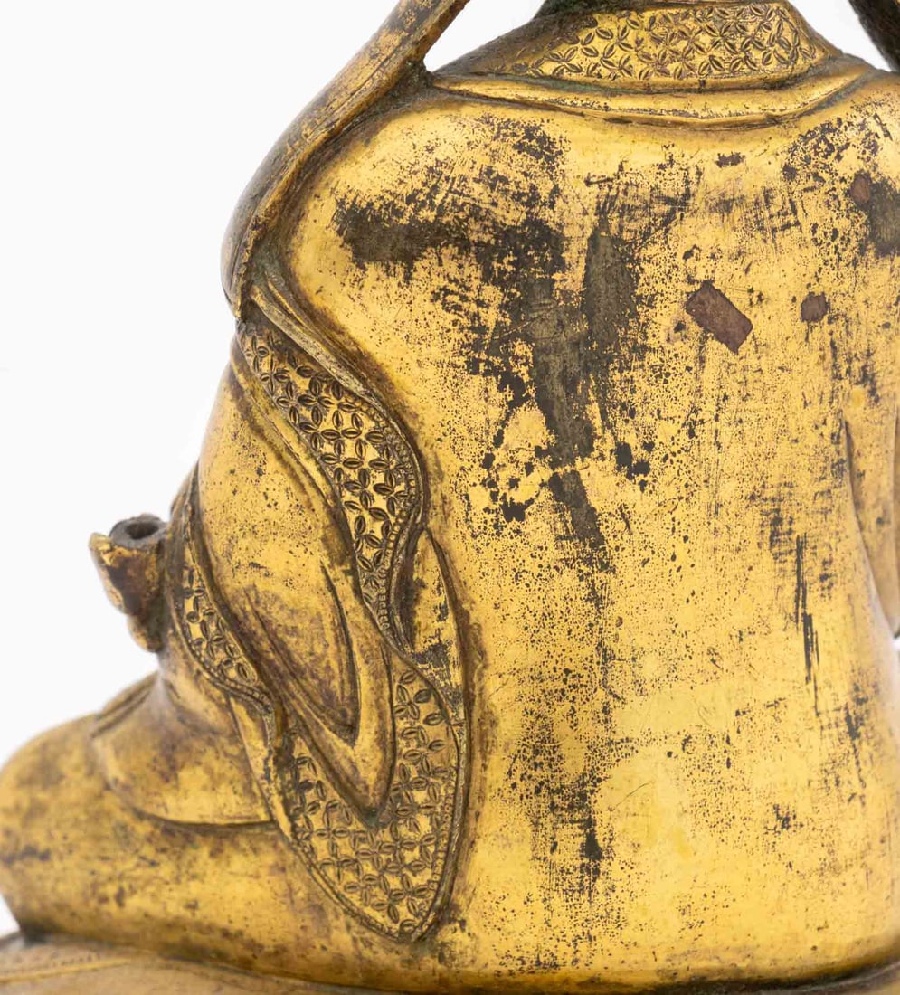 Tibetan Tsongkhapa Gilt Bronze Sculpture - 8