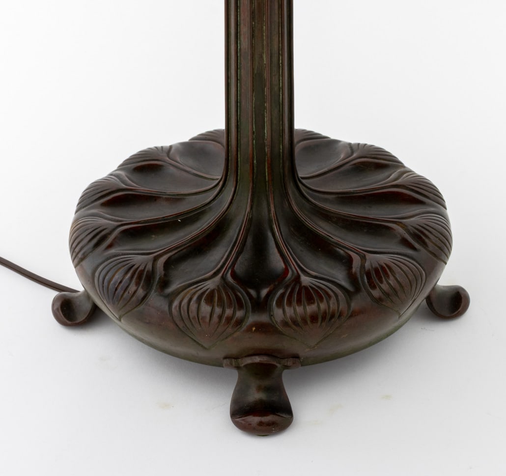 Tiffany Studios Poinsettia Table Lamp - 11