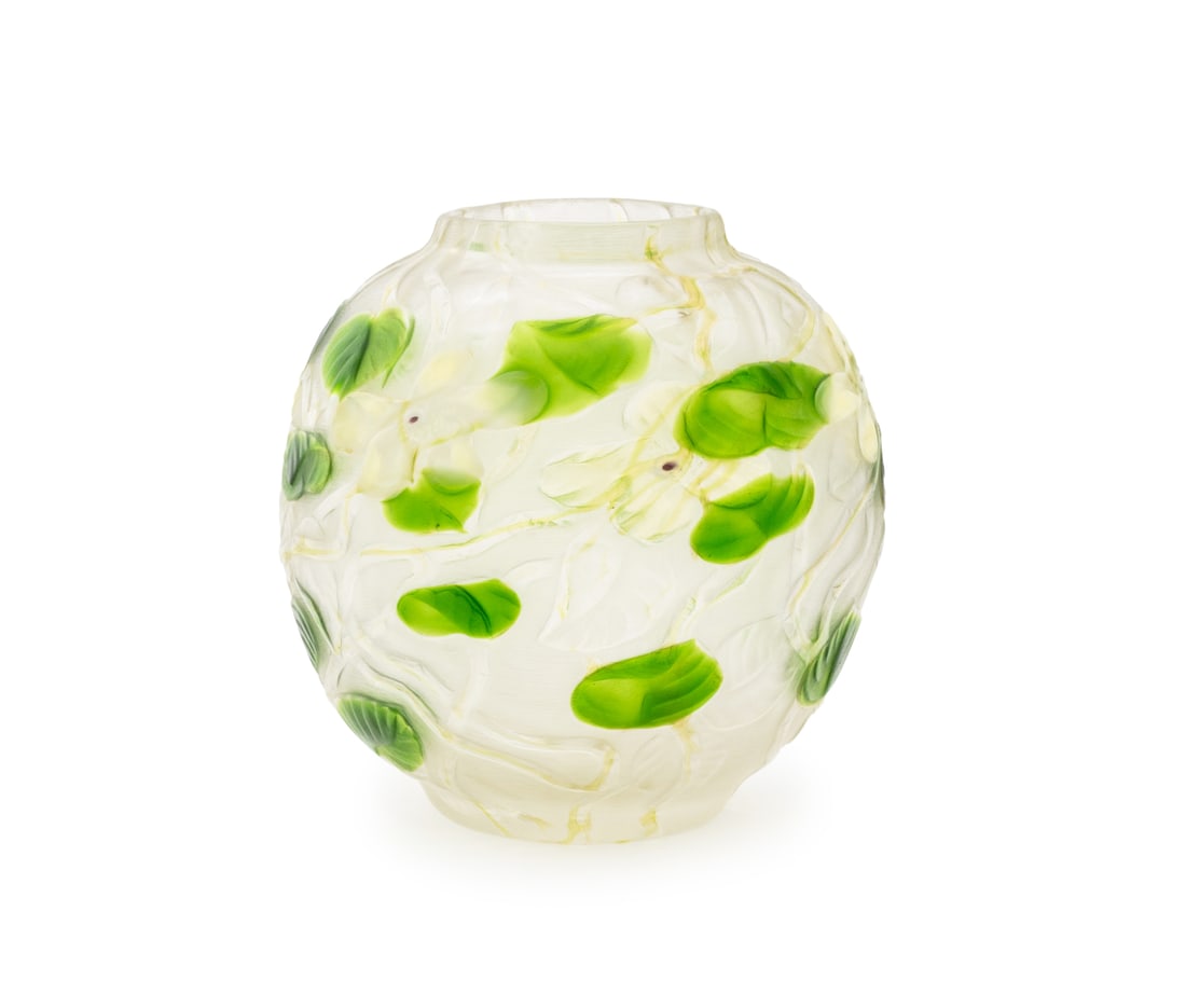 Tiffany Studios Cameo Millefiori Vase, 1908: Tiffany Studios Cameo Millefiori Glass Vase, 1908, wheel-carved Favrile glass decorated with clematis flowers and green leaves, marked "L.C. Tiffany Favrile" and numbered "6239C" to underside. 5" H x