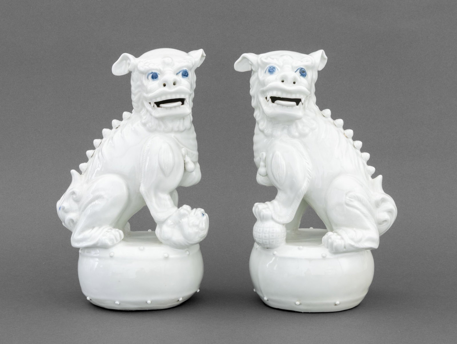 Blanc de Chine Porcelain Foo Lion Sculptures, Pair (1 of 8)