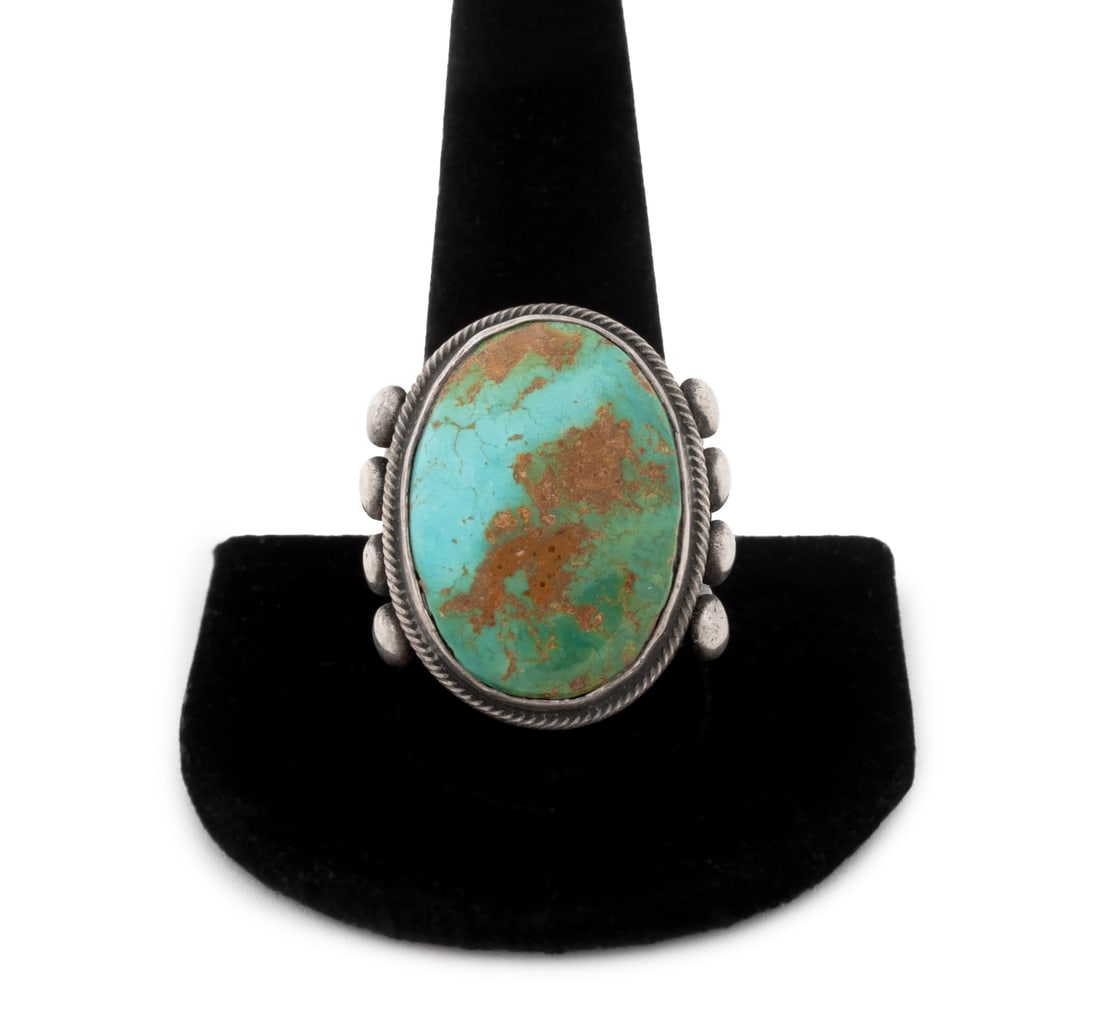 Navajo Dine Sterling Silver Turquoise Ring (1 of 7)