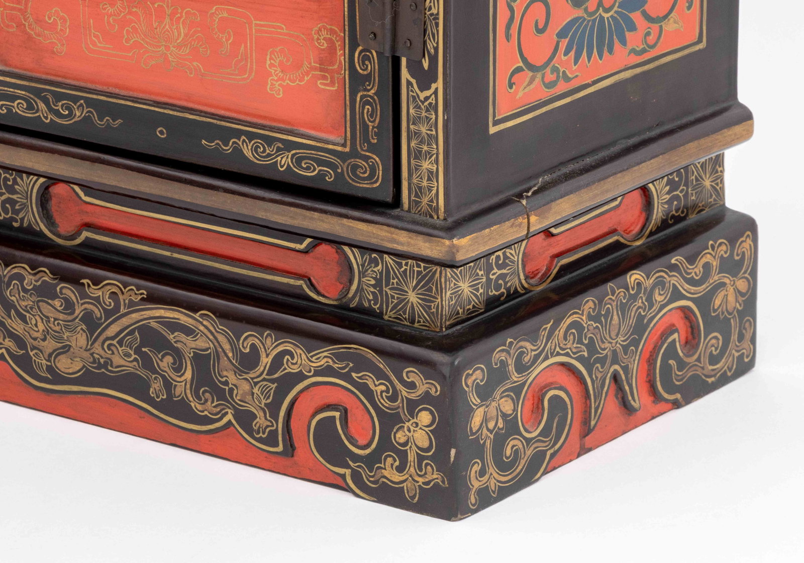 Chinese Lacquer Temple Cabinets, Pair - 9