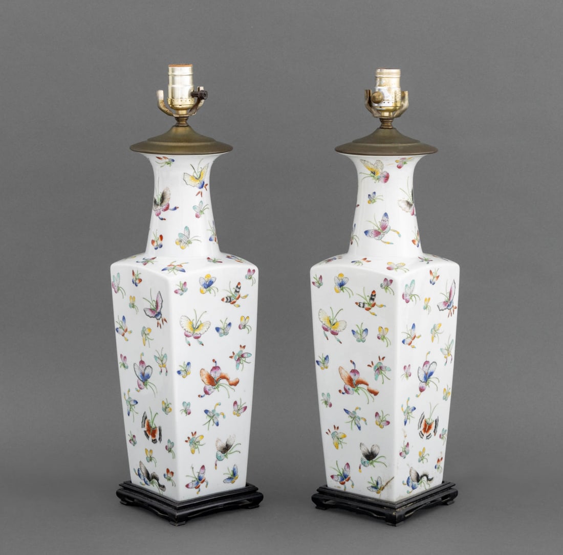 Chinese Porcelain Butterfly Vases Mounted Lamps, 2 (1 of 11)
