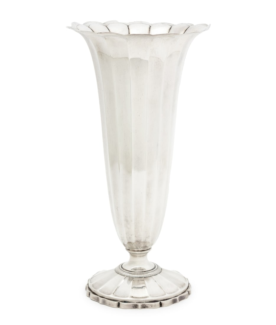 Reed and Barton Sterling Silver Trumpet Vase: Reed and Barton Sterling Silver Weighted Trumpet Vase, with scalloped rim and ribbed body on circular base, marked to underside. Silver not weighable. 14" H x 7.5" Diameter. Provenance: The Estate of