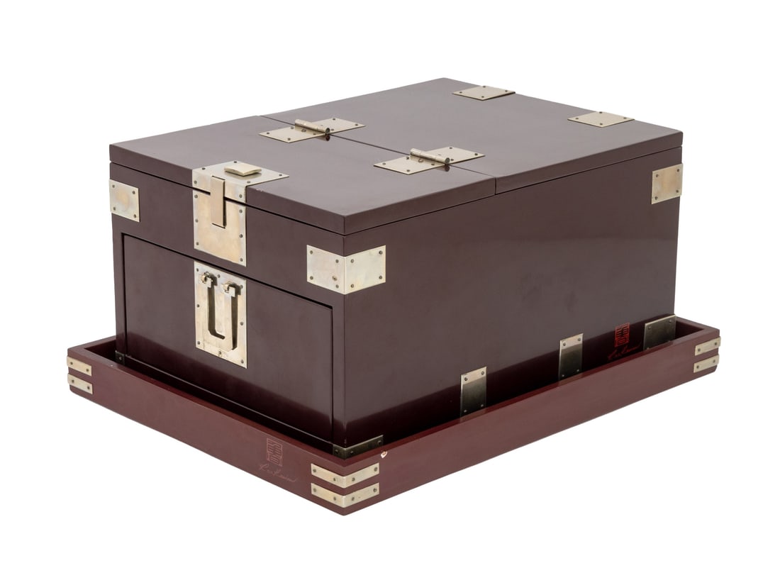 Rae Kasian Lacquered Dressing Table Chest & Tray (1 of 14)