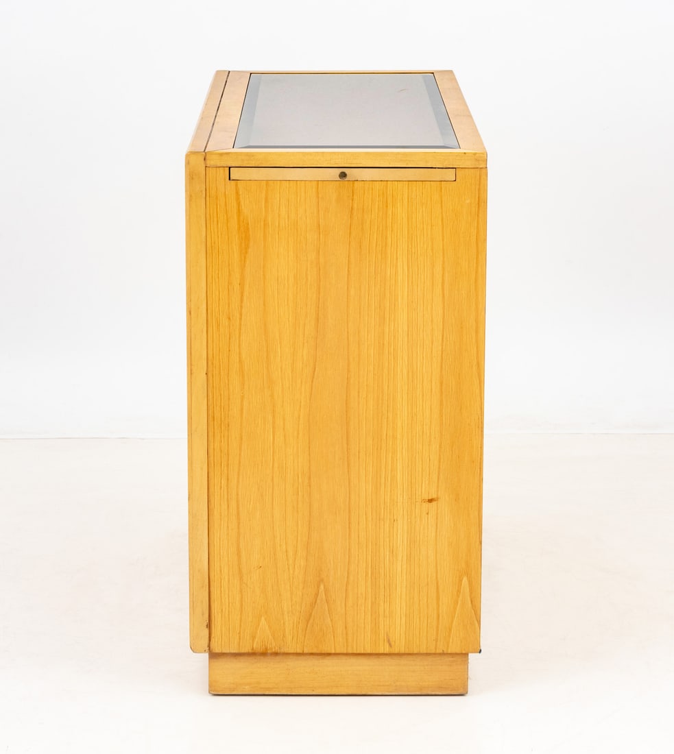Stanley Furniture Modern Mahogany Bar Cabinet - 7
