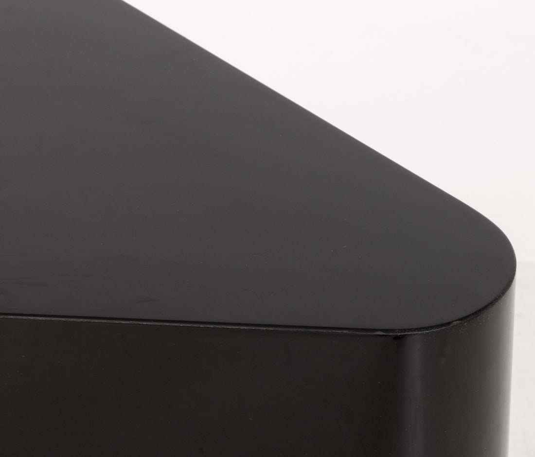 Postmodern Black Lacquered Triangular Pedestal - 7