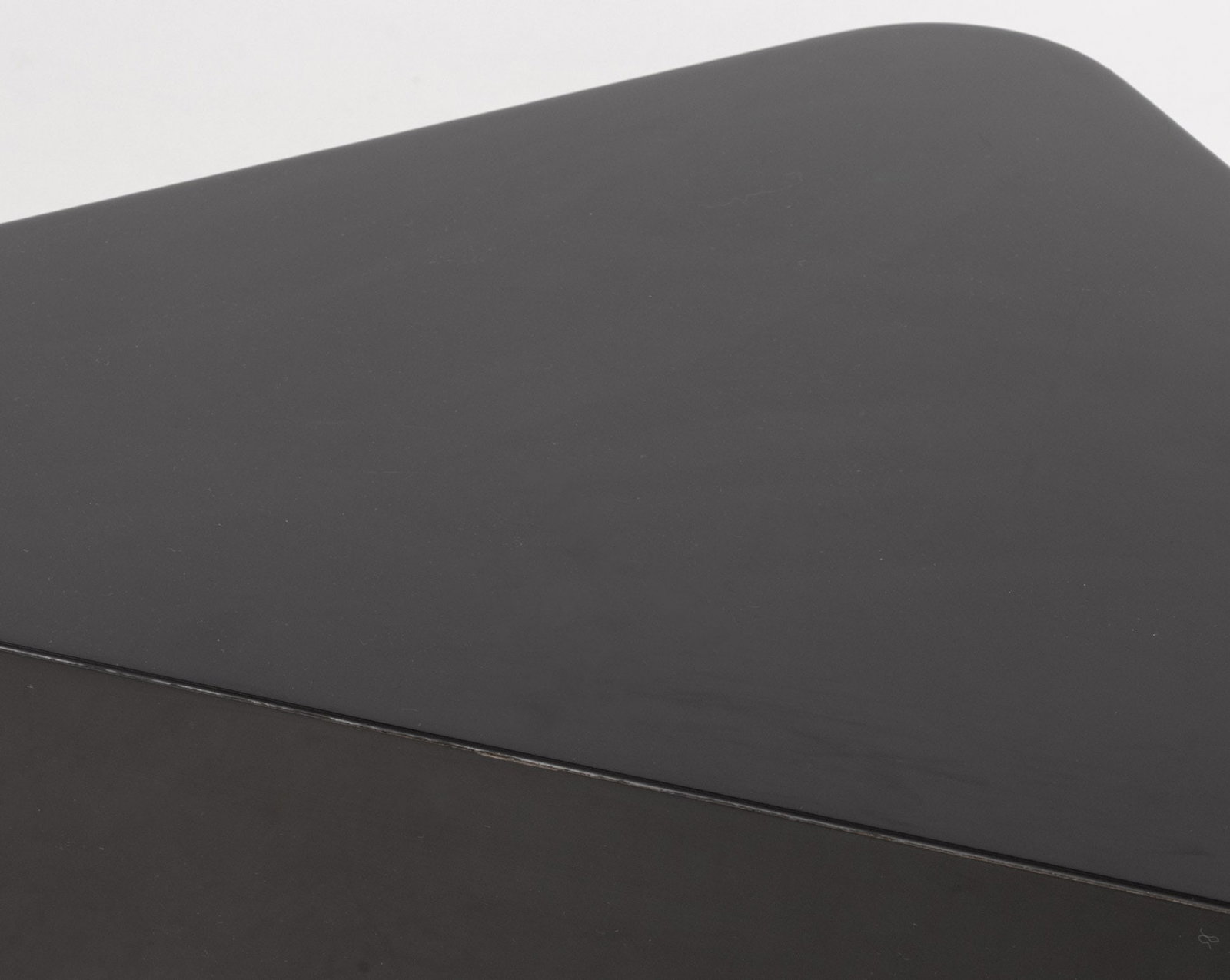 Postmodern Black Lacquered Triangular Pedestal - 8
