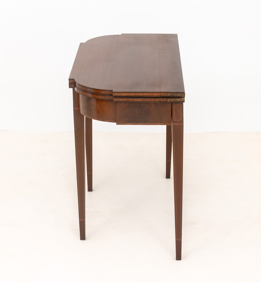 Federal Hepplewhite Mahogany Card Table, ca. 1790 - 4