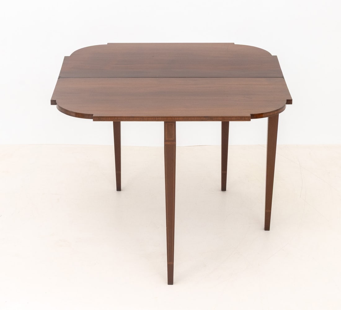 Federal Hepplewhite Mahogany Card Table, ca. 1790 - 7