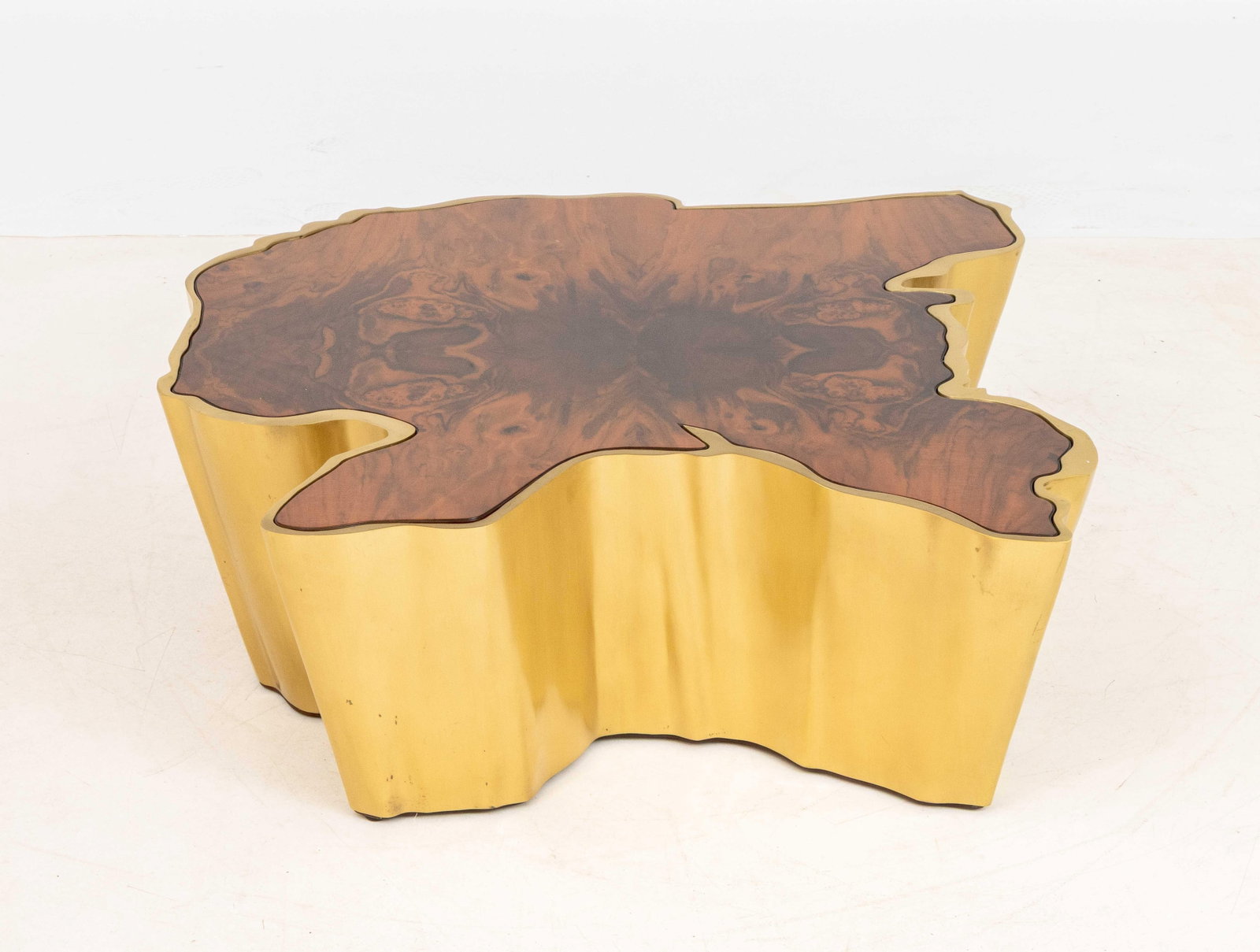 Brabbu "Sequoia" Center Table - 3
