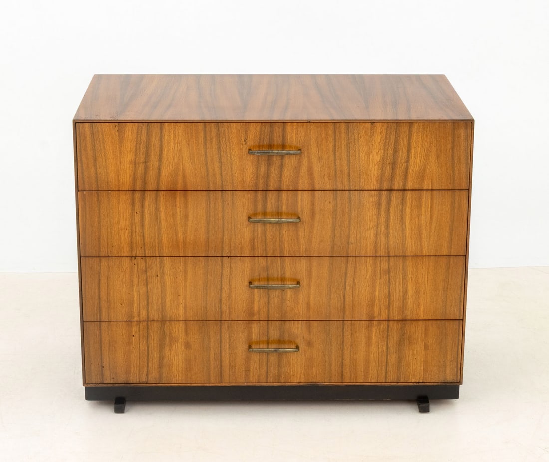 Paul McCobb x Directional Walnut Chest of Drawers - 2
