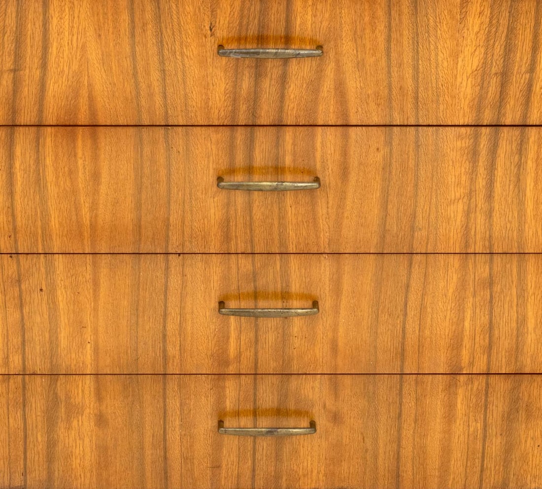 Paul McCobb x Directional Walnut Chest of Drawers - 4
