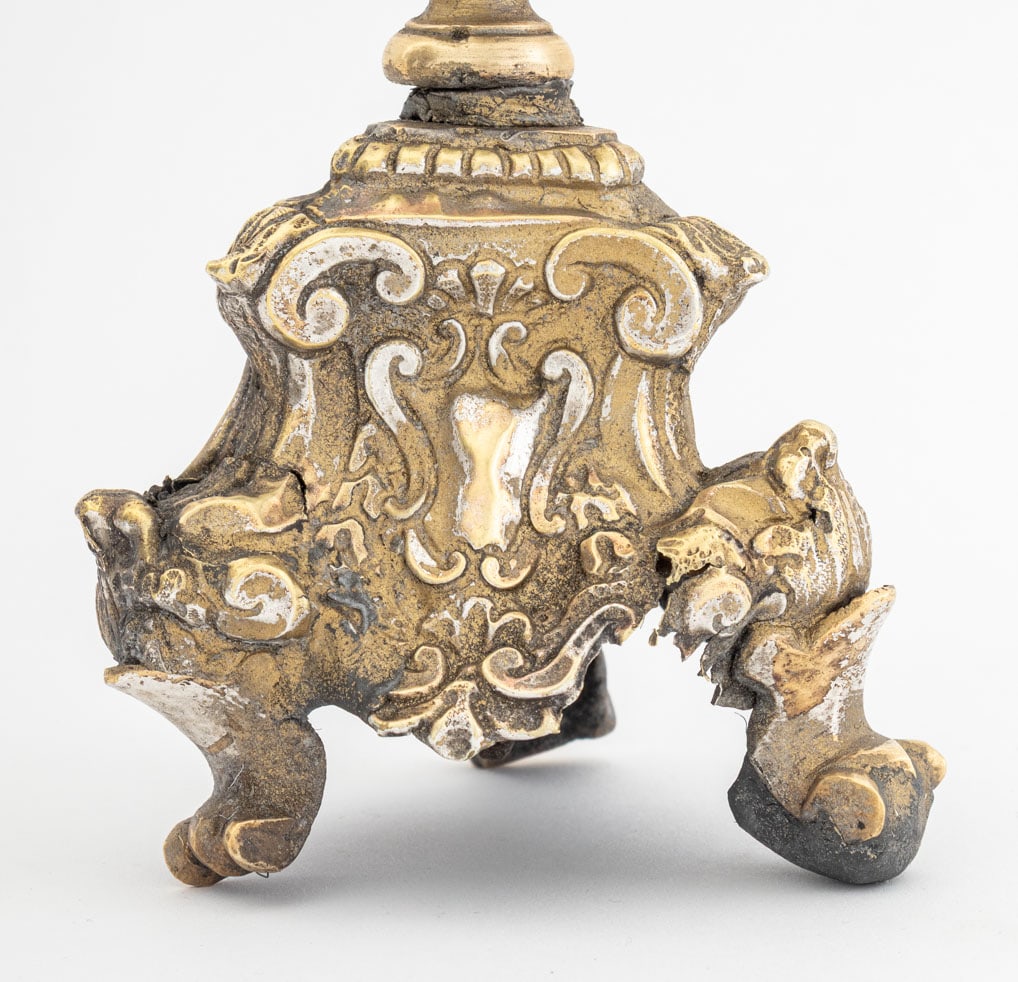 Baroque Repousse Decorated Candlesticks, Pair - 5
