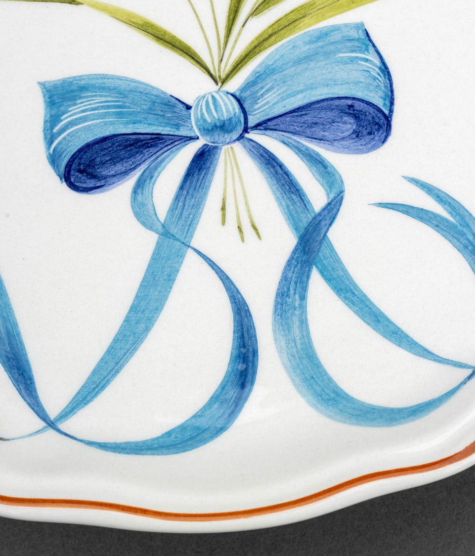 Este C.E. Painted Ceramic Tableware, 13 Pcs. - 11