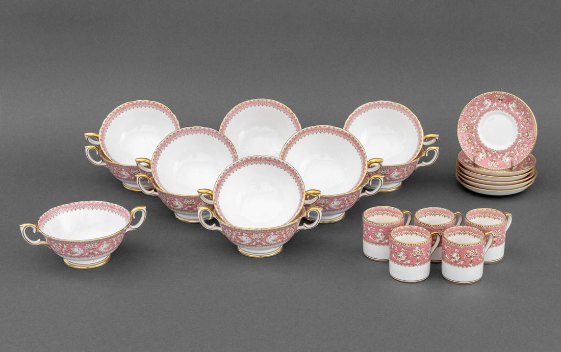 Staffordshire "Ellesmere" Partial Service, 24 Pcs. (1 of 14)