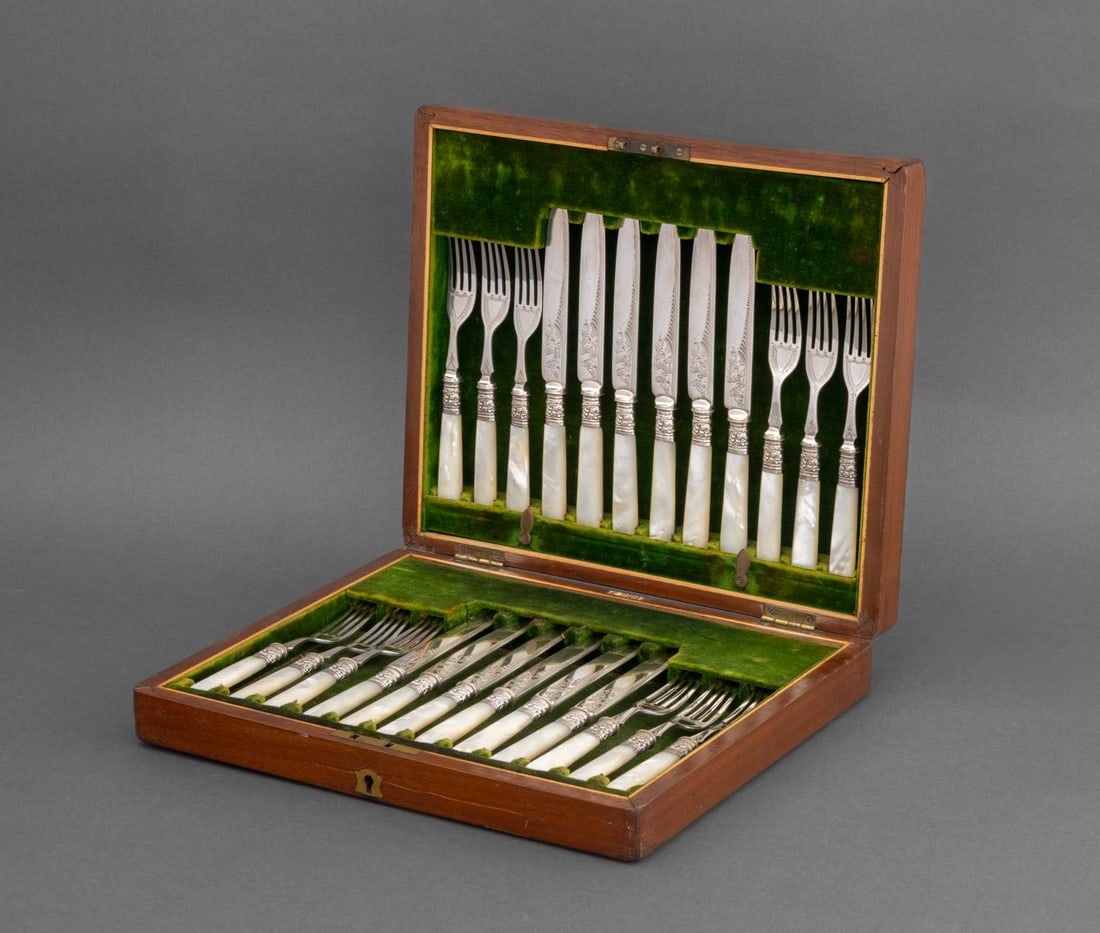 Victorian Mother-of-Pearl Flatware Set, 24 Pcs. (1 of 9)