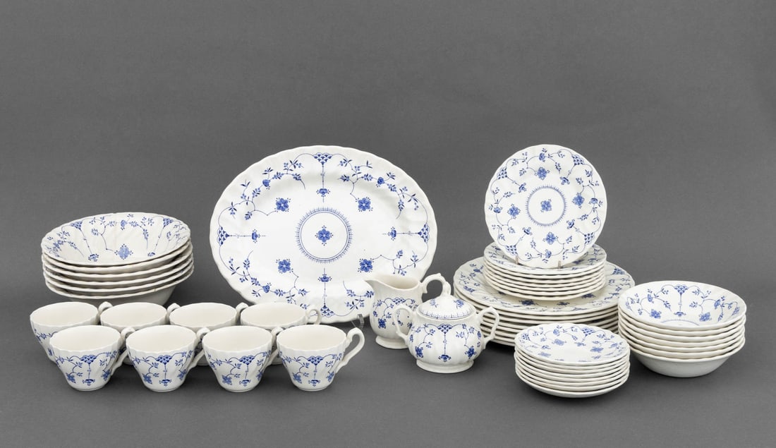 Myott Finlandia "Blue Denmark" Dinnerware, 41 Pcs. (1 of 17)