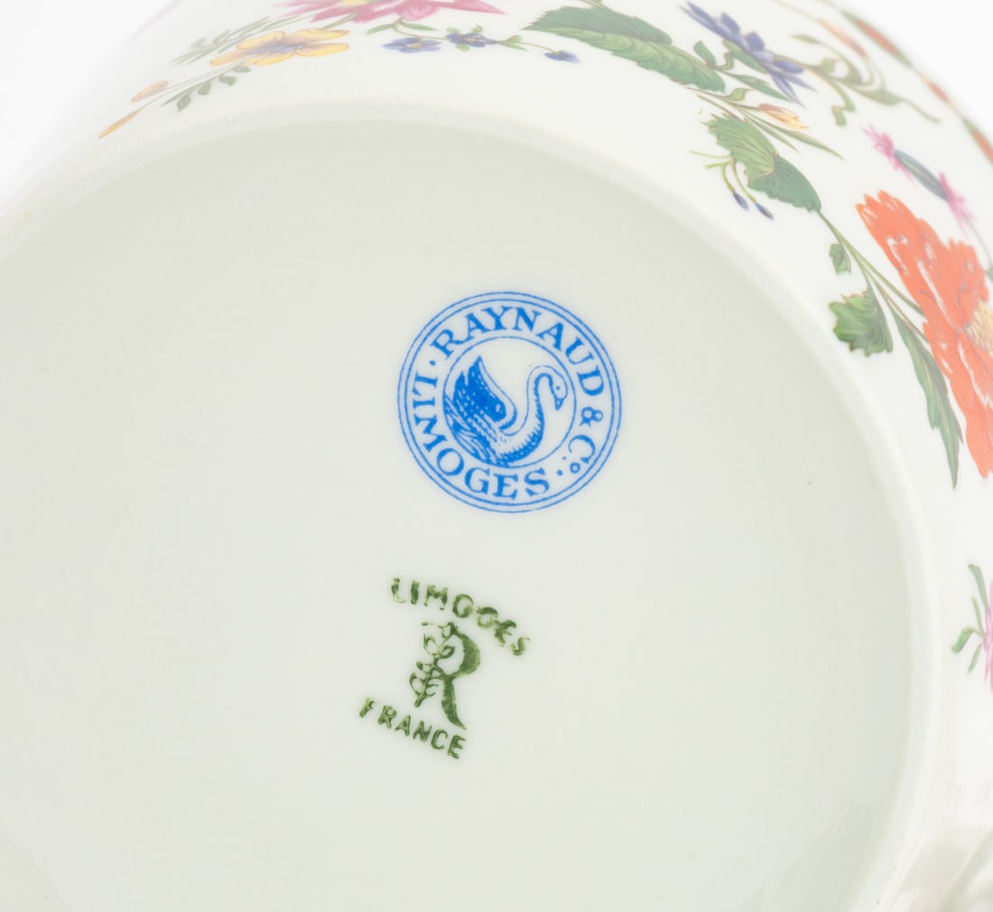 Limoges Raynaud & Co. Porcelain Service, 60 Pcs. - 7