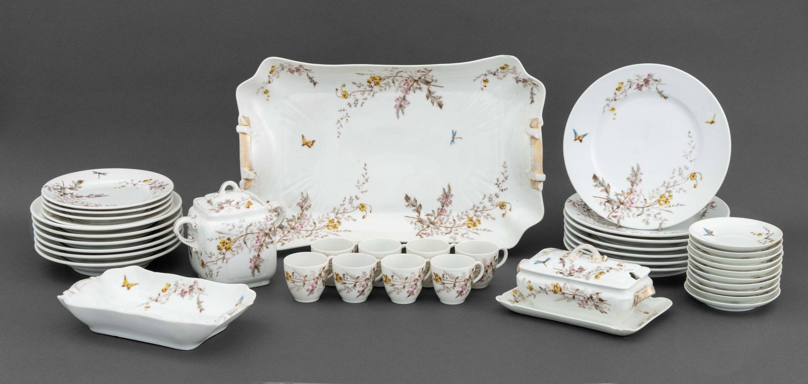 Haviland Limoges Porcelain Part Service, 39 Pcs. (1 of 20)