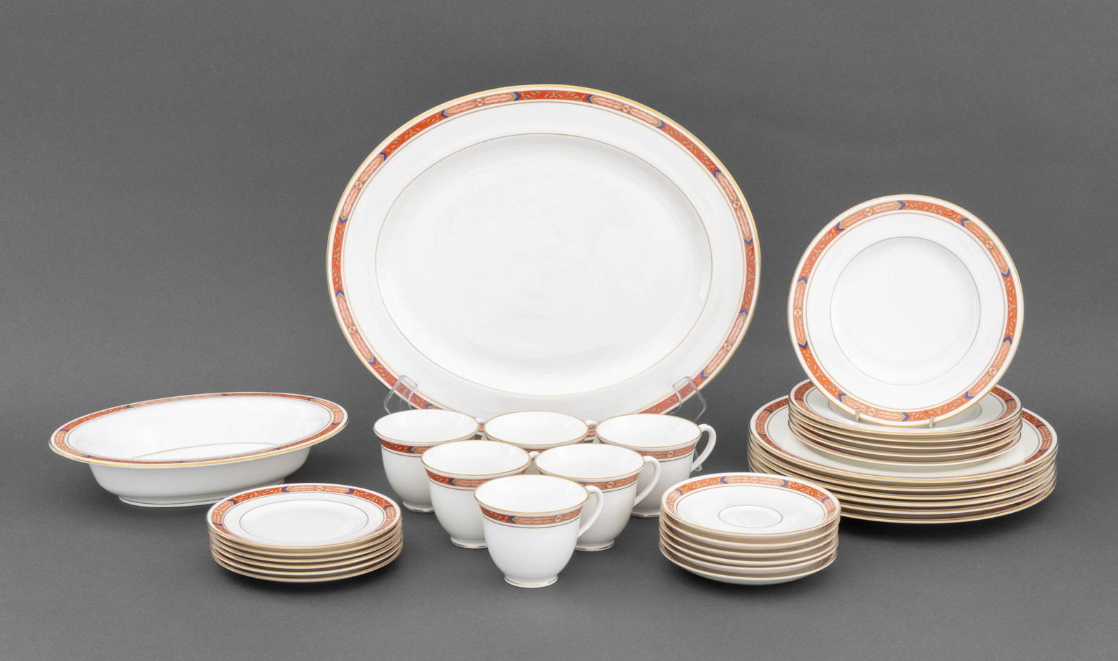 Royal Worcester "Beaufort" Dinner Service for Six (1 of 15)
