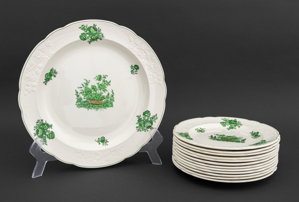 Copeland Spode "Green Basket" Service for 12 (1 of 10)