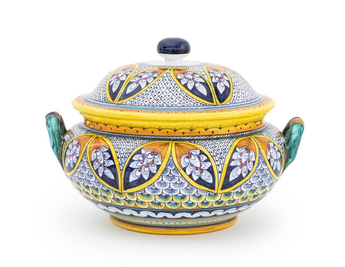 Italian Maiolica Covered Soup Tureen (1 of 10)