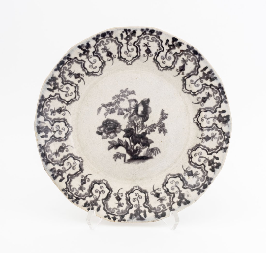 British Black & White Ironstone Tableware, 6 Pcs. - 7