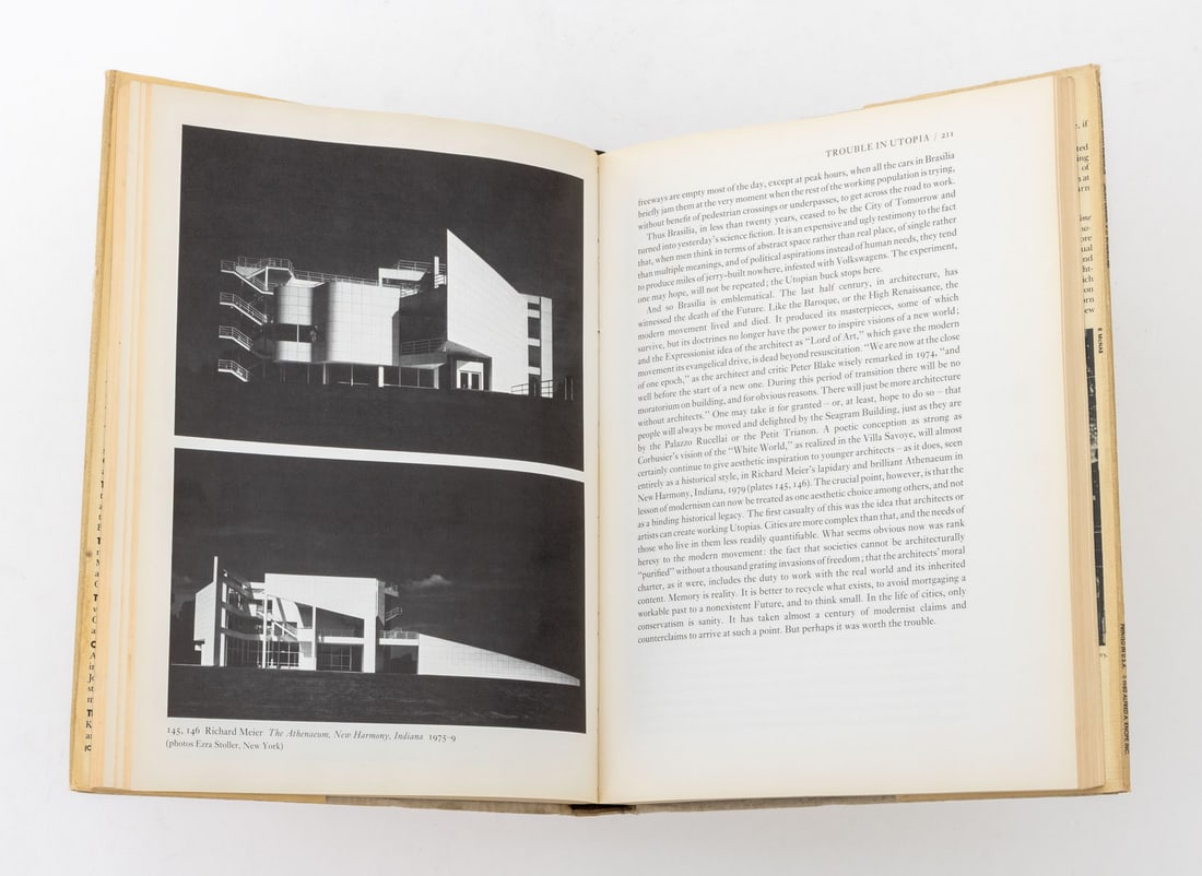 Books on the Modernist Art Movement, 7 - 7