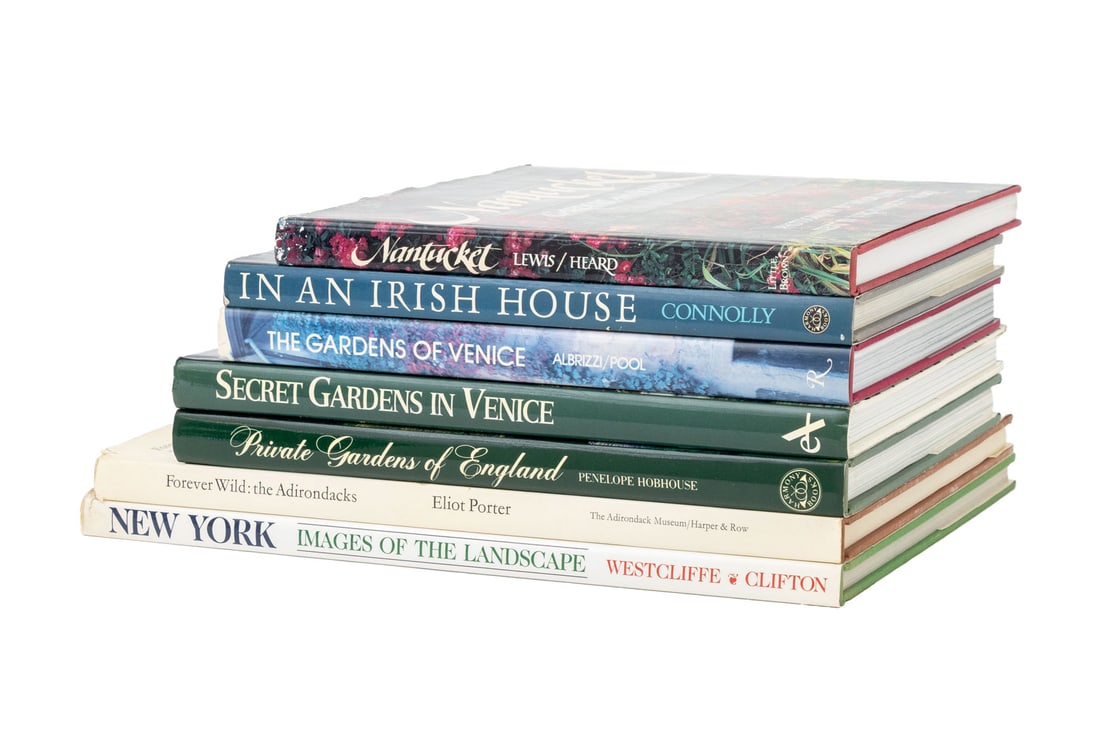 Books on Landscapes and Gardens, 7: Collection of Seven Books on Landscapes and Gardens, comprising: "New York Images of the Landscape", Clifton, Carr, "The Gardens of Venice", Albrizzi, Alessandro, "Private Gardens of England", Hobhous