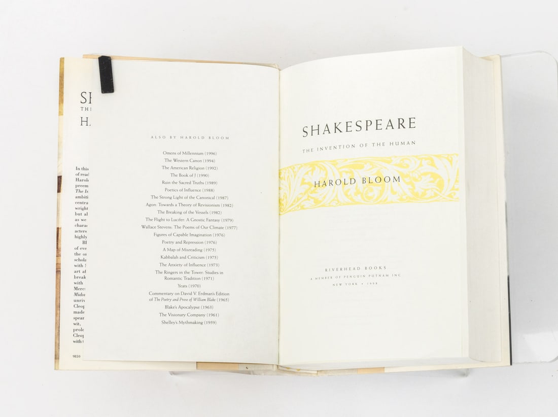 William Shakespeare Books, 6 - 8