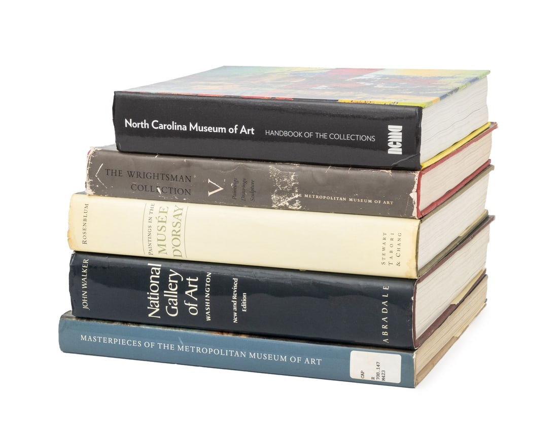 Books on Museum Art Collections, 5: Collection of Five Books on Museum Art Collections, comprising: "New and Revised Edition National Gallery of Art Washington", Walker, John, "Masterpieces of the Metropolitan Museum of Art", introducti